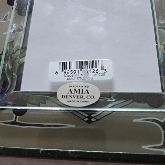 Amia Studios 3" × 4" Hand-Painted Glass Photo Frame (R0710) - Picture 5 of 9